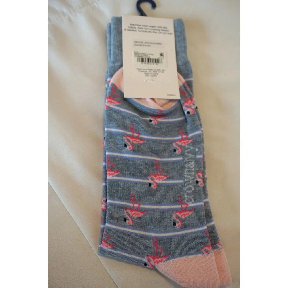 Crown & Ivy Womens Blue Striped Pink Flamingo Crew Socks Shoe Size 8-12 NWT